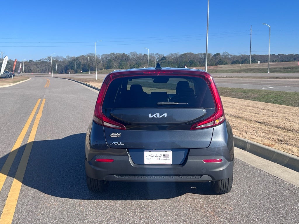 2022 Kia Soul LX