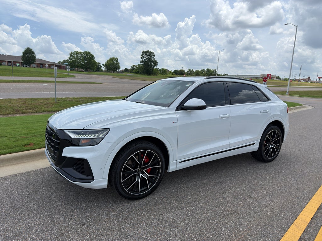 2023 Audi Q8 Premium Plus 55 TFSI quattro Tiptronic