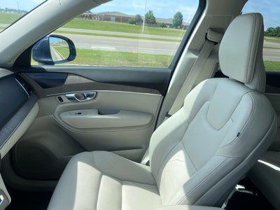 2023 Volvo XC90 Plus