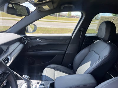 2024 Alfa Romeo Stelvio Sprint AWD